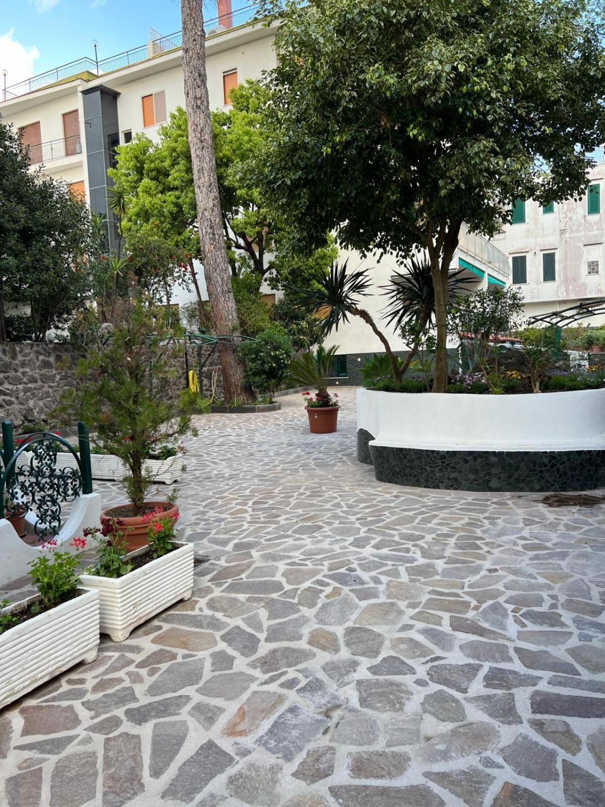 Casa Vacanza Imparo B&B Иския Екстериор снимка